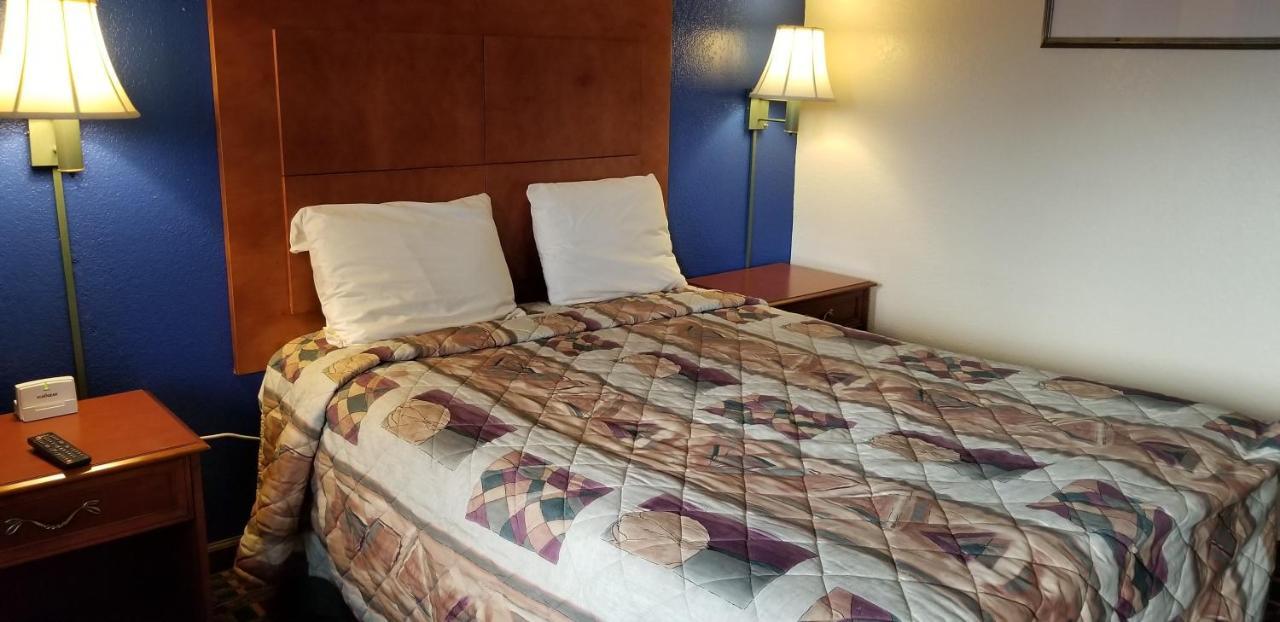 فيكتوريا Executive Inn المظهر الخارجي الصورة